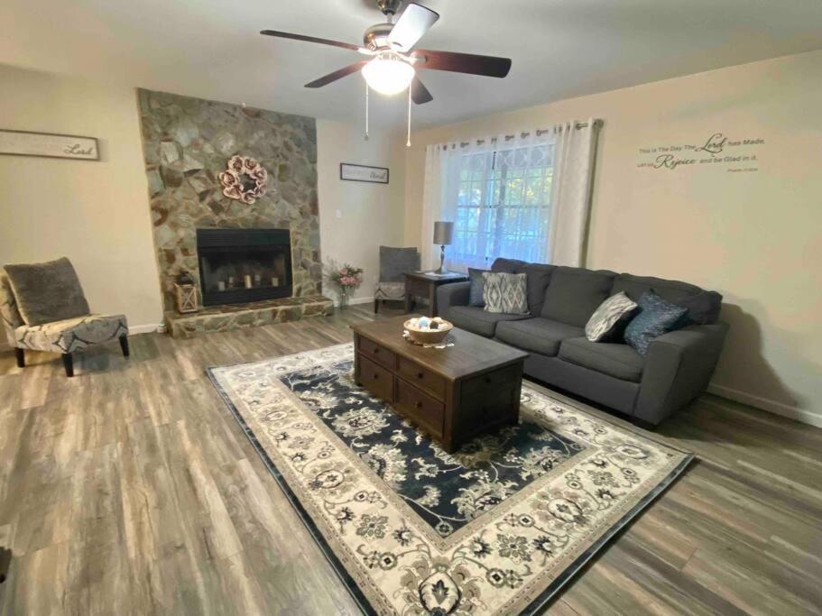 Donna'S Charm: 3 Br/King-Suite/Pools/Golf Daphne Zewnętrze zdjęcie